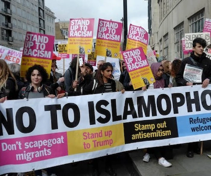 تظاهرة في لندن تندد بجرائم "الكراهية ضد الإسلام" تظاهرة في لندن تندد بجرائم "الكراهية ضد الإسلام"