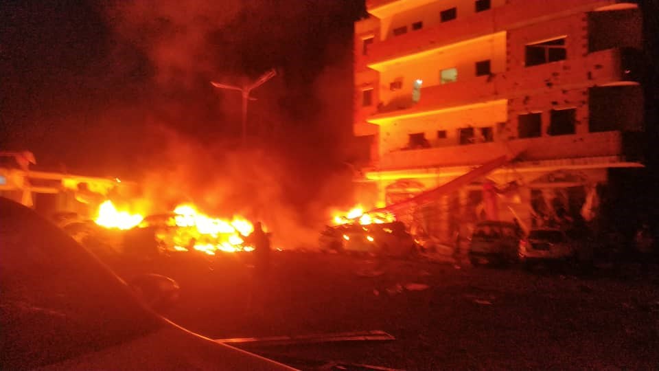 اليمن: قتلى وجرحى في انفجار عنيف يهز مطار عدن الدولي