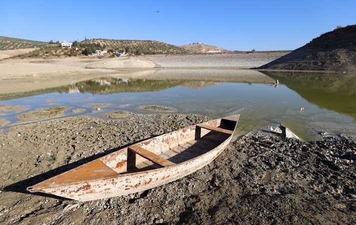 صور متداولة لسد الدويسات غرب إدلب