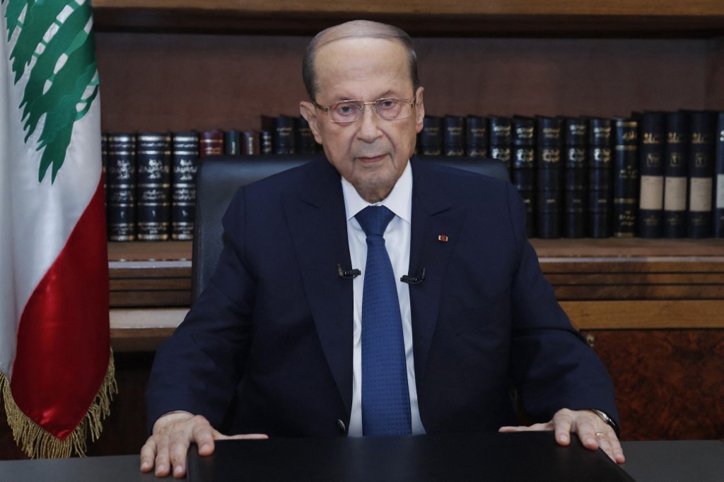 عون يلقي كلمة متلفزة من مقره في بعبدا 3 آب أغسطس 2021 (أ ف ب).