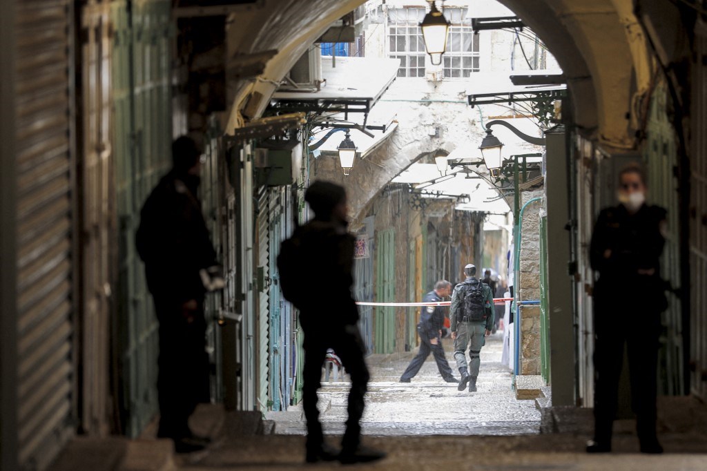 عملية فدائية في القدس المحتلة.. قتيل وإصابات في شرطة الاحتلال