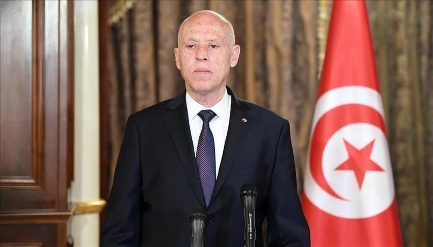 قيس سعيّد يقيل قنصلي تونس في باريس وميلانو