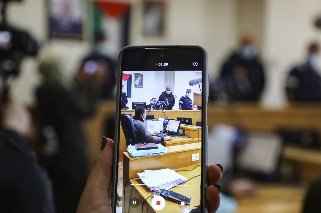 من المحكمة الابتدائية بمدينة نابلس بالضفة الغربية المحتلة 21 فبراير 2021 (أ ف ب).