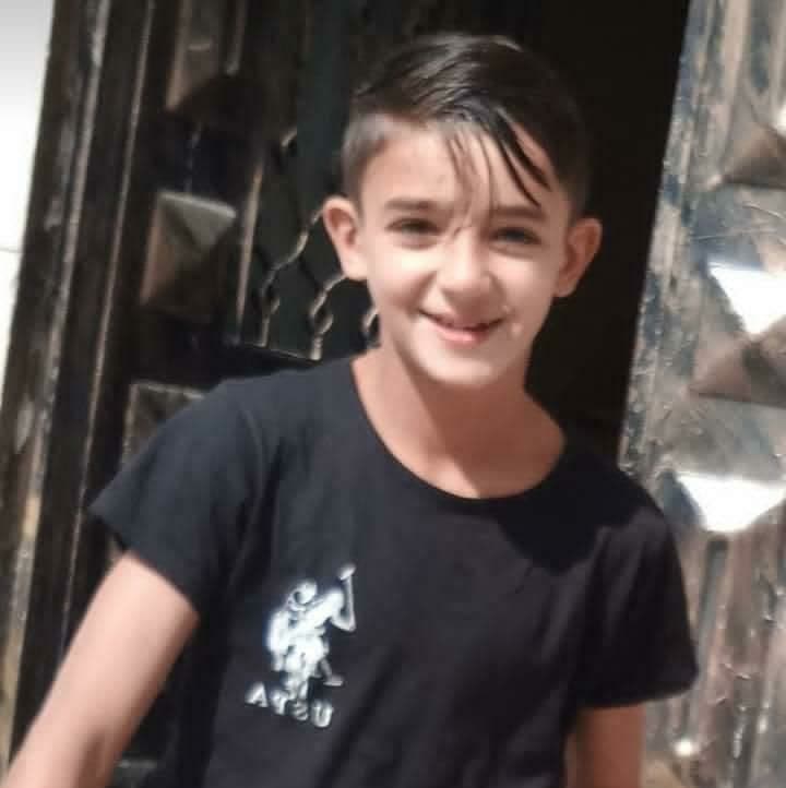 الاحتلال يبعد موظفًا بـ 