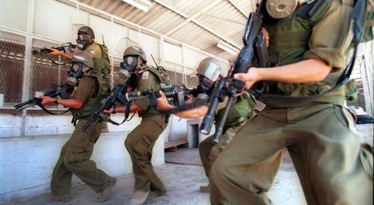 عبد الناصر فروانة: أين القانون الدولي من جرائم الاحتلال في سجن النقب؟