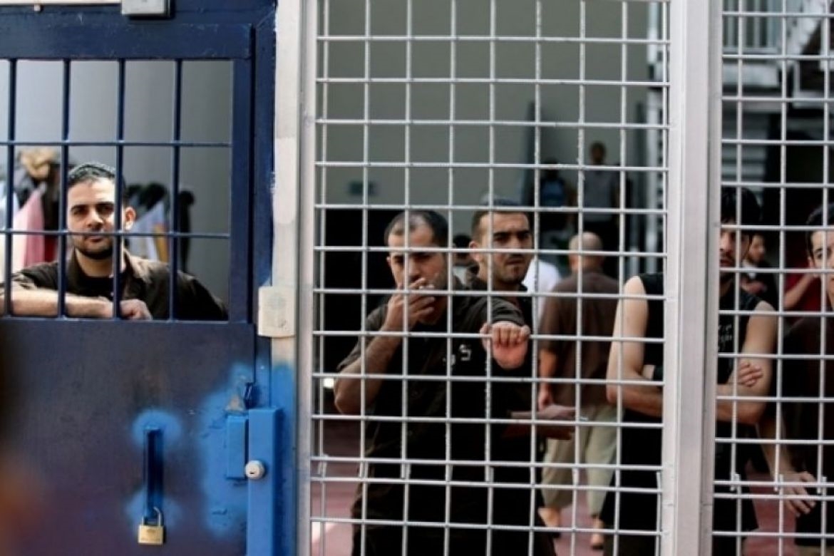 لا شك في أن التركيبة الجينية للإنسان تؤثر في تفاقم أعراض الفيروس