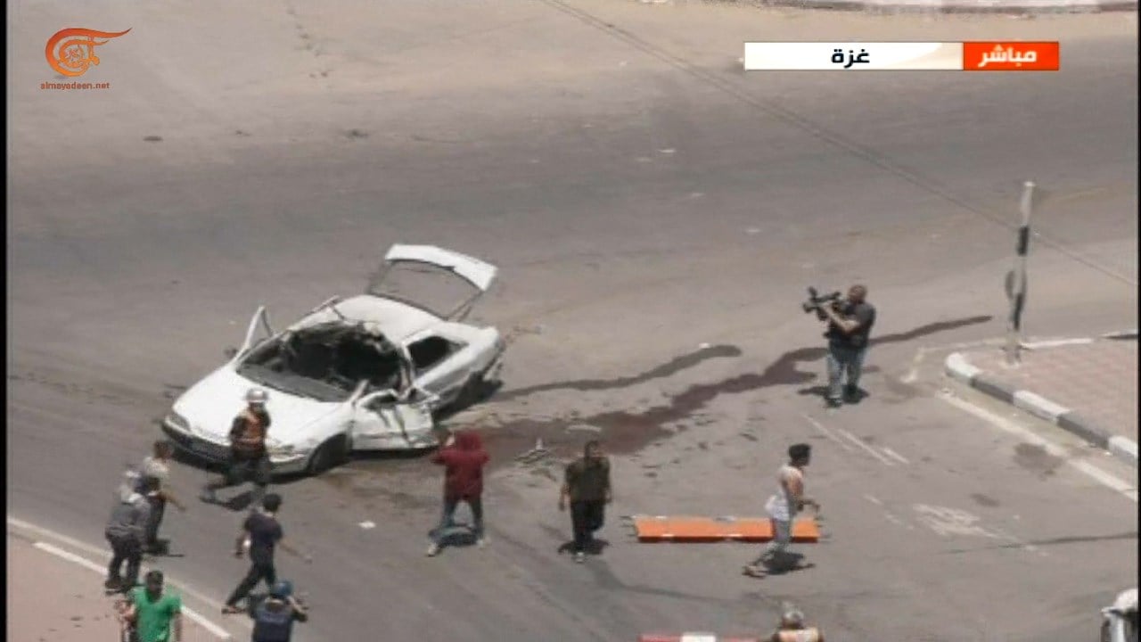 الاحتلال الإسرائيلي يستهدف سيارة مدنية قرب شاطىء غزة وارتقاء شهيد كان بداخلها