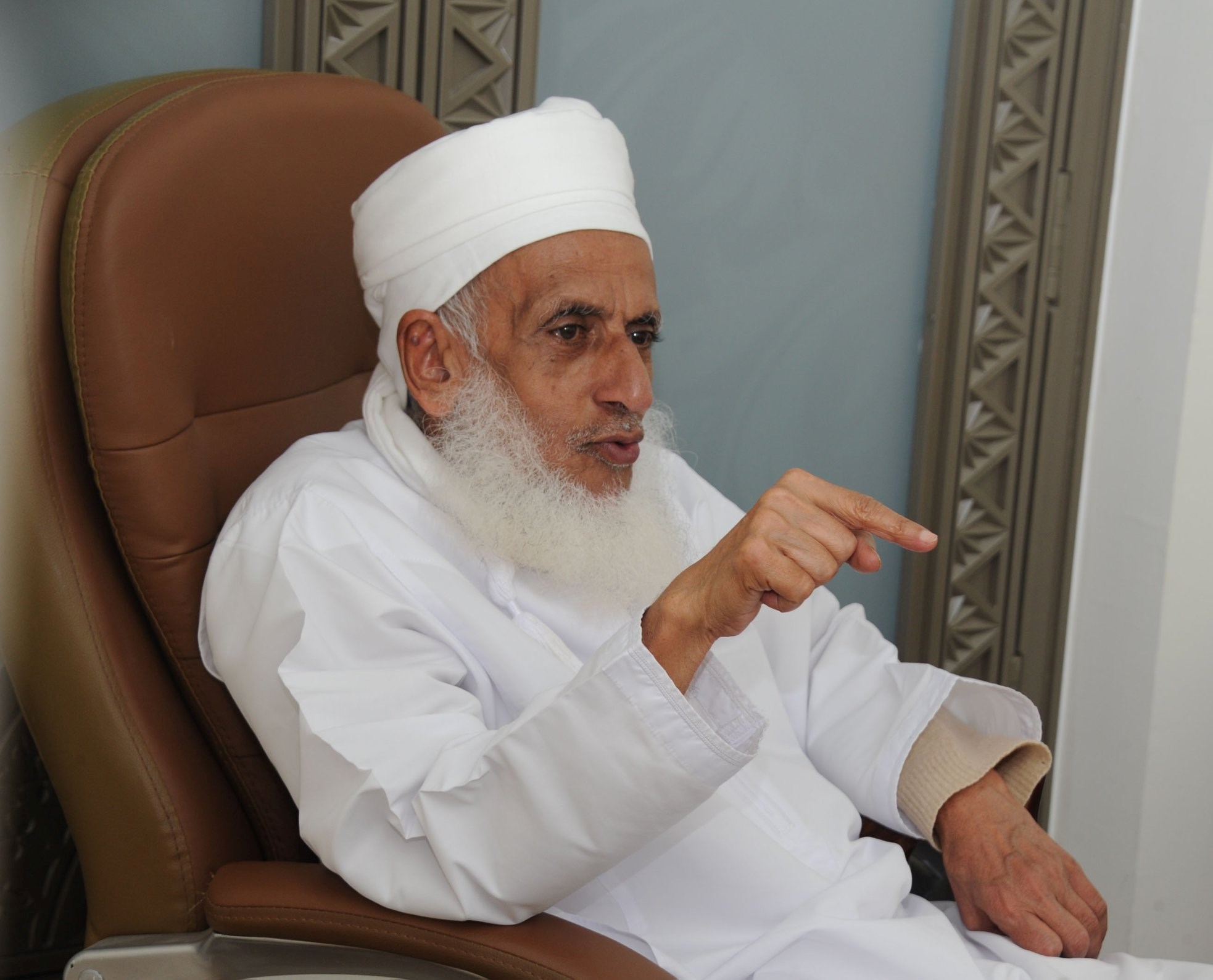 مفتي عُمان: المقاومة غسلت عن جبين الأمة العار