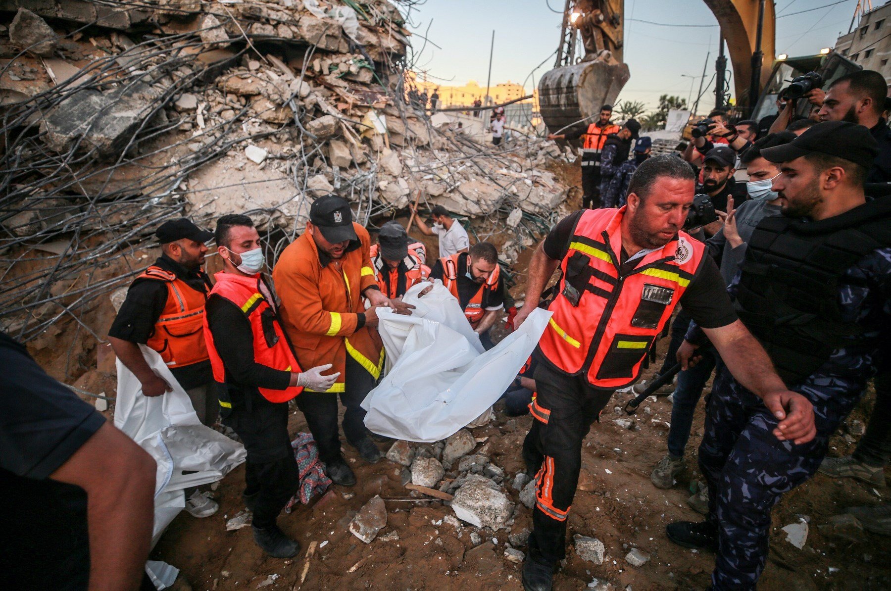 قوات الاحتلال الإسرائيلي أبادت عائلة بالكامل مؤلفة من 6 أشخاص في قطاع غزة