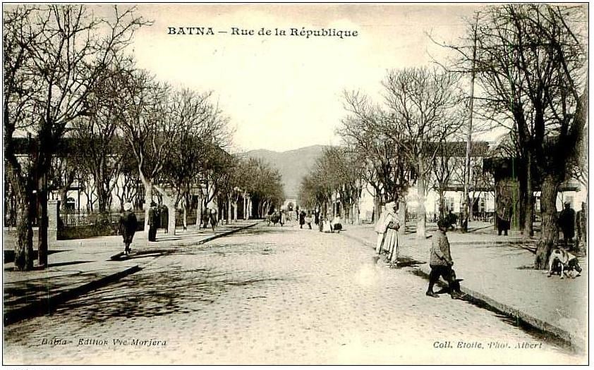 مدينة باتنة حيث التحق مصطفى بن بولعيد بمدرسة الأهالي الابتدائية لمواصلة دراسته