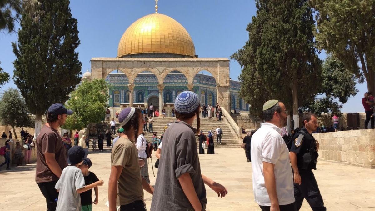 اقتحامات للمسجد الاقصى بقيادة عضو في الكنيست الإسرائيلي