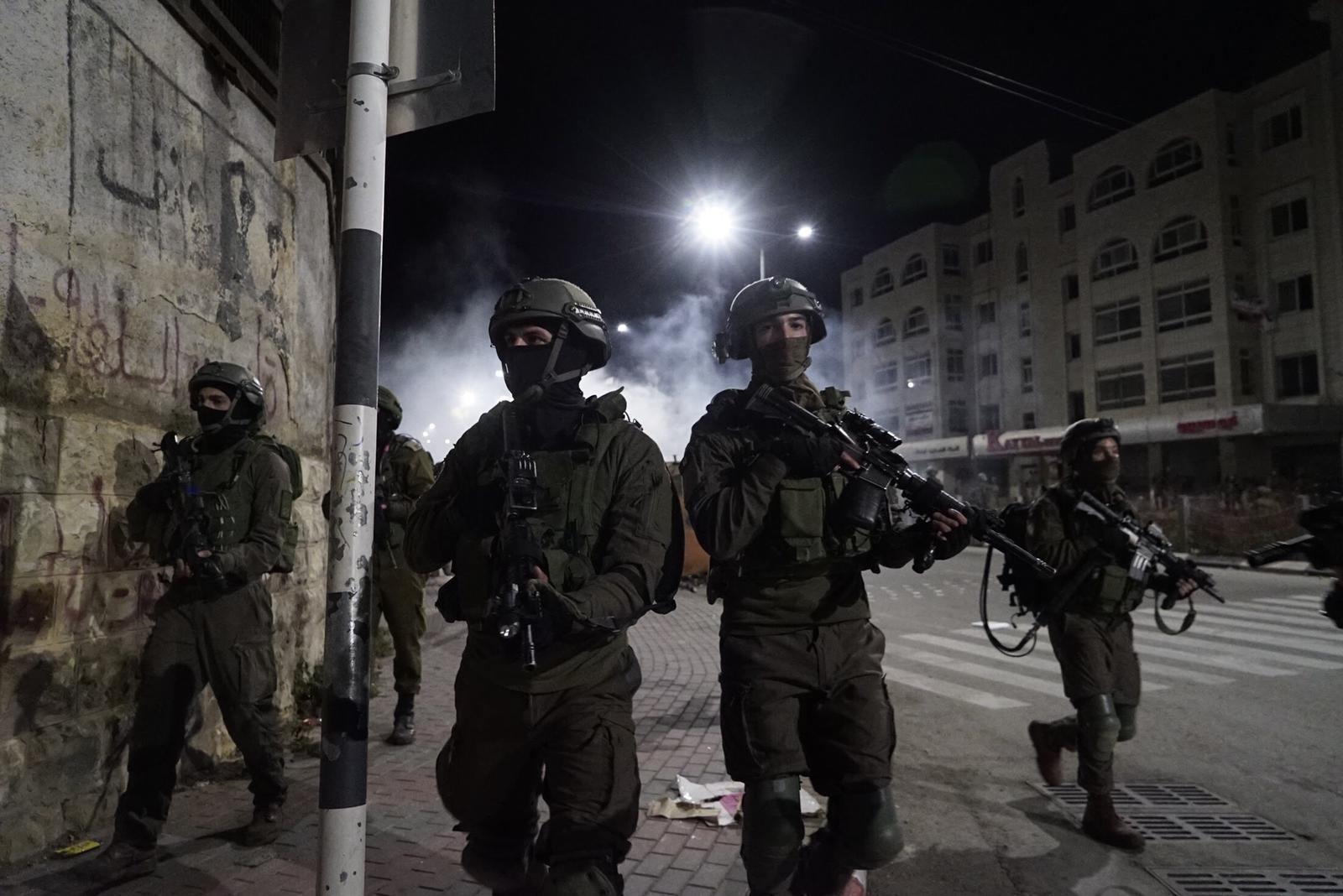 جرحى في اشتباكات بين فلسطينيين وقوات الاحتلال في جنين