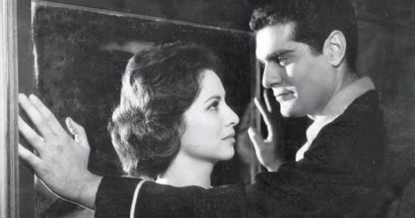 من صور عمر الشريف وفاتن حمامة في أحد أفلامهما