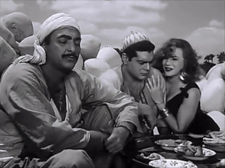 عمر الشريف وهند رستم ورشدي أباظة في فيلم 