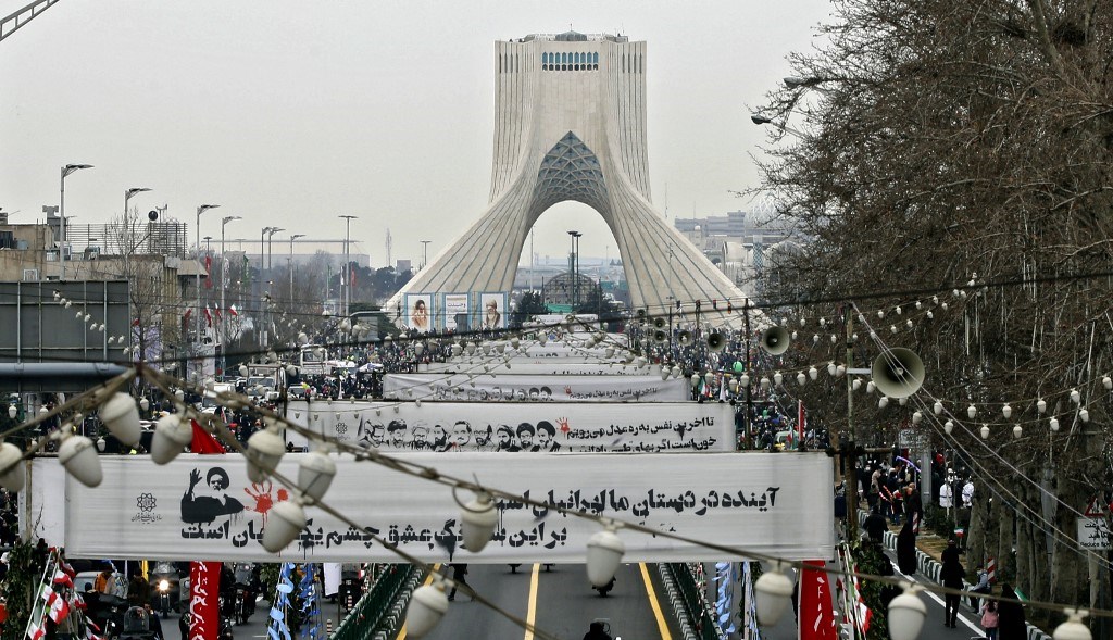 من الاحتفالات بذكرى انتصار الثورة الإسلامية في طههران اليوم الجمعة (أ ف ب)