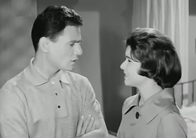سعاد حسني وعبدالحليم حافط في لقطة من فيلم 