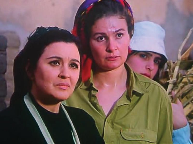 سعاد حسني ويسرا في فيلم 
