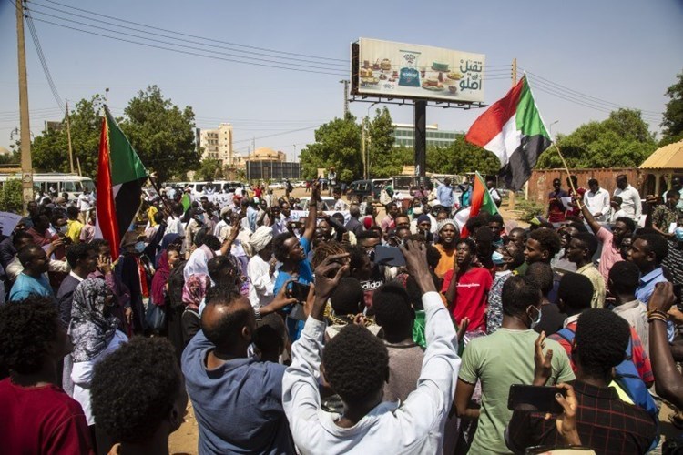 السودان: مقتل متظاهرين في احتجاجات في الخرطوم وأم درمان