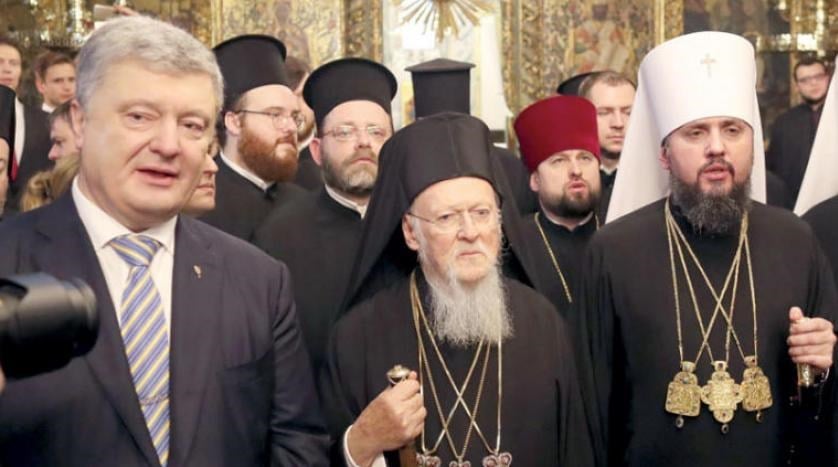 انفصال الكنيسة الأوكرانية عن الروسية من الأدوات الأميركية لاستهداف روسيا