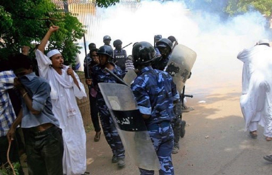 السودان: حظر تجمعات قبيل تظاهرات مطالبة ب