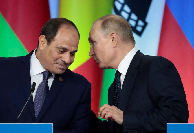تحافظ مصر على موقف متوازن من الأزمة المشتعلة بين روسيا والدول الغربية