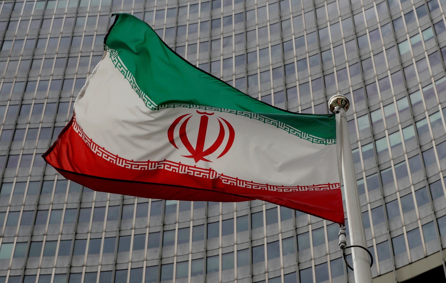 إيران تستدعي القائم بأعمال السفارة الأفغانية في طهران