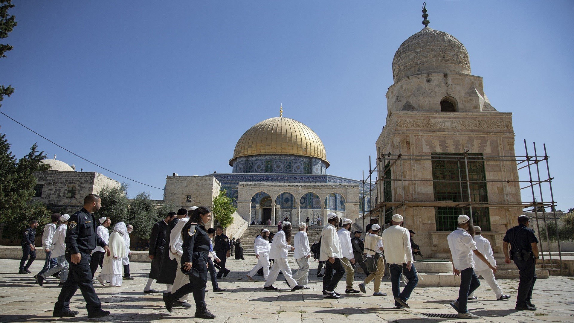 الرئاسة الفلسطينية تدعو الفلسطينيين إلى التصدي للتصعيد الإسرائيلي والدفاع عن المسجد الأقصى