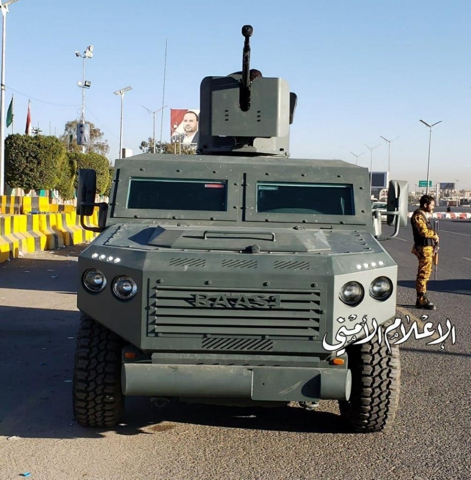 مدرعات يمنية من نوع 