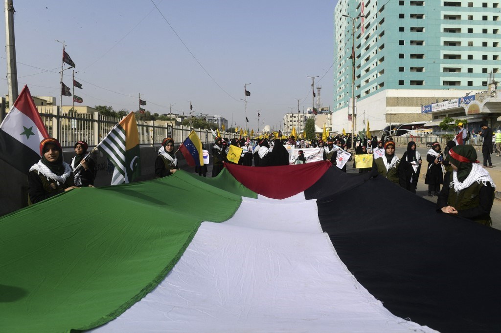  مسيرة للاحتفال بيوم القدس العالمي في كراتشي/ باكستان 29 نيسان/ أبريل 2022 (أ ف ب).