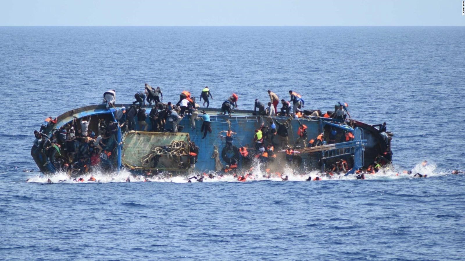 أكثر من 3000 شخص لقوا حتفهم العام الماضي أثناء محاولتهم عبور المتوسط والأطلسي