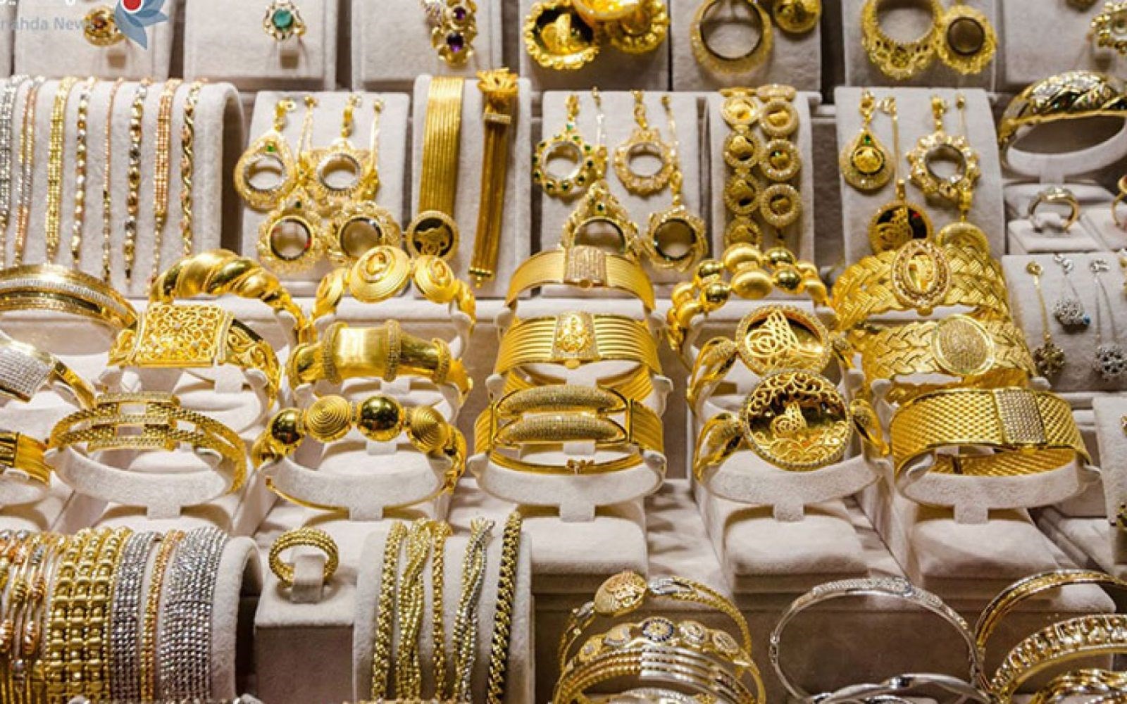 استقرار أسعار الذهب مع ارتفاع الدولار وعائدات السندات الأميركية