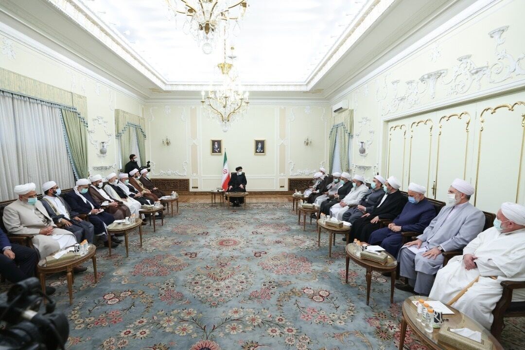رئيسي: وحدة السنة والشيعة بالنسبة لإيران استراتيجية وليست تكتيكاً