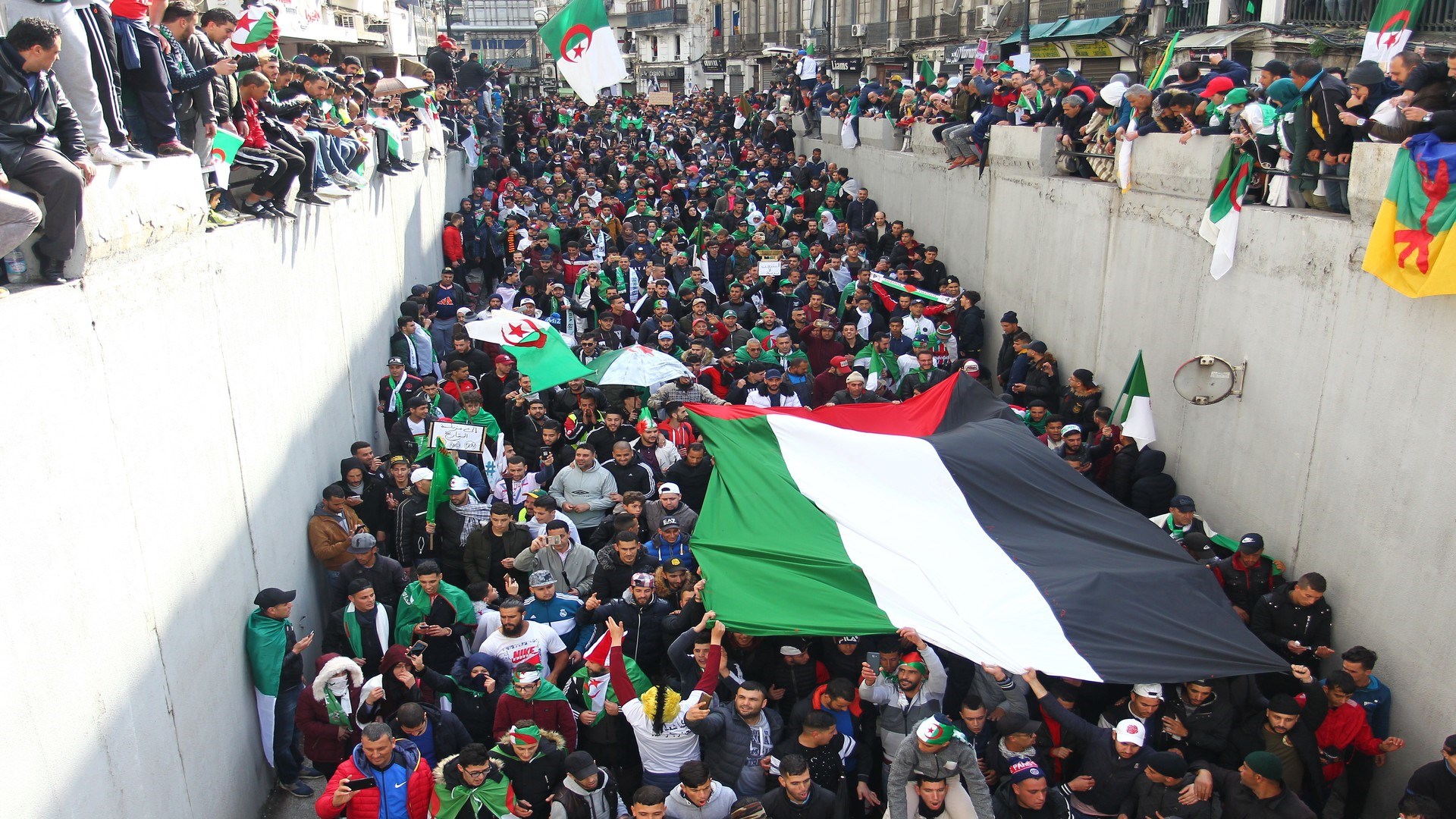 تظاهرات داعمة لفلسطين في الجزائر (أرشيف).