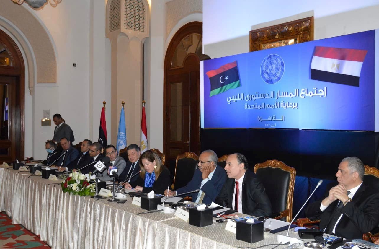 المشاورات الليبية الليبية في القاهرة تتفق على 140 مادة في الدستور الليبي