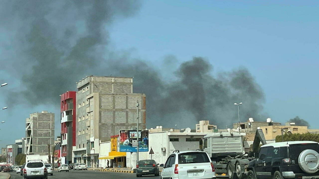 ليبيا: اشتباكات عنيفة بين جماعتين مسلحتين في مدينة الزاوية