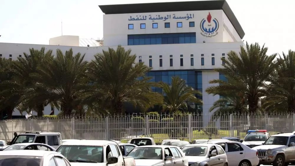 الرئيس الجديد للمؤسسة الوطنية للنفط في ليبيا يتسلم مهامه