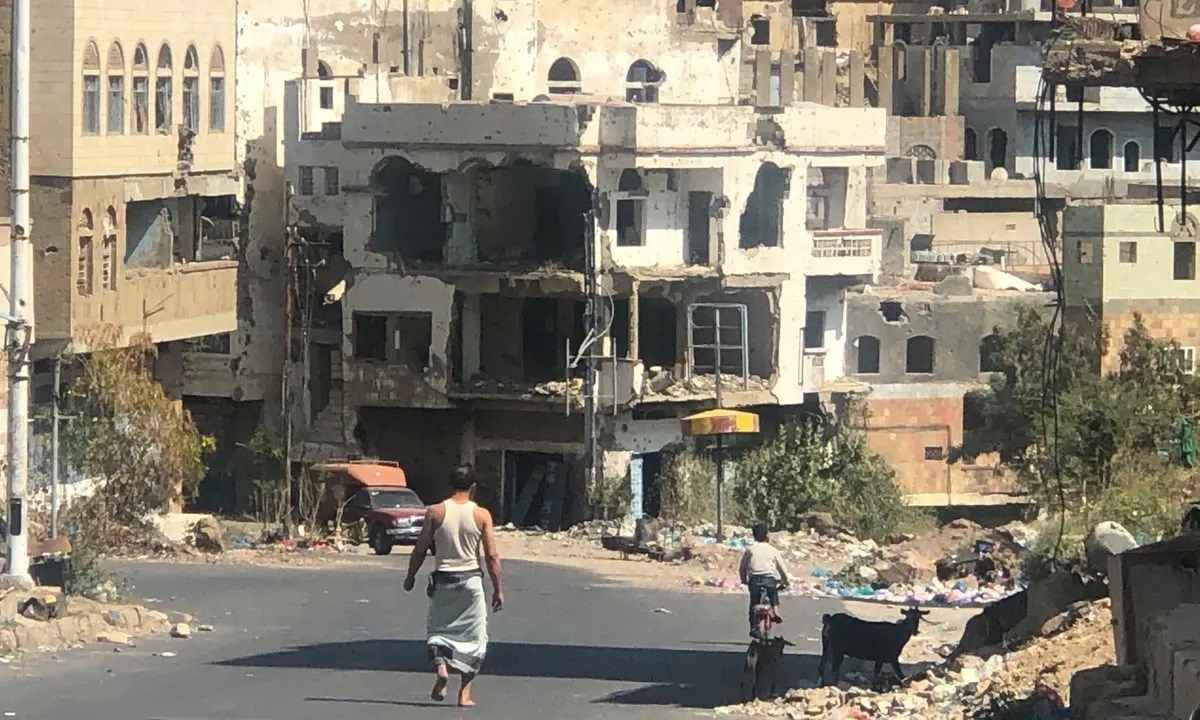 الرازمي: مرتزقة العدوان يتحملون مسؤولية إغلاق طريق الخمسين - الستين في تعز