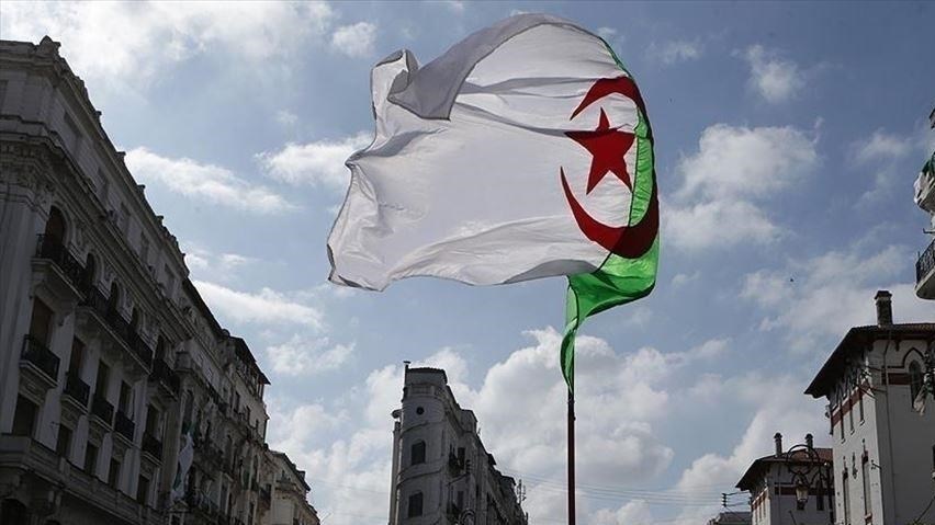 60 عاماً على استقلال الجزائر.. شراكة مع سوريا ودعم لفلسطين