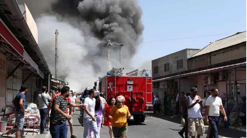 أرمينيا: قتيل و 57 جريحاً في انفجارين يهزان مجمعاً تجارياً في يريفان