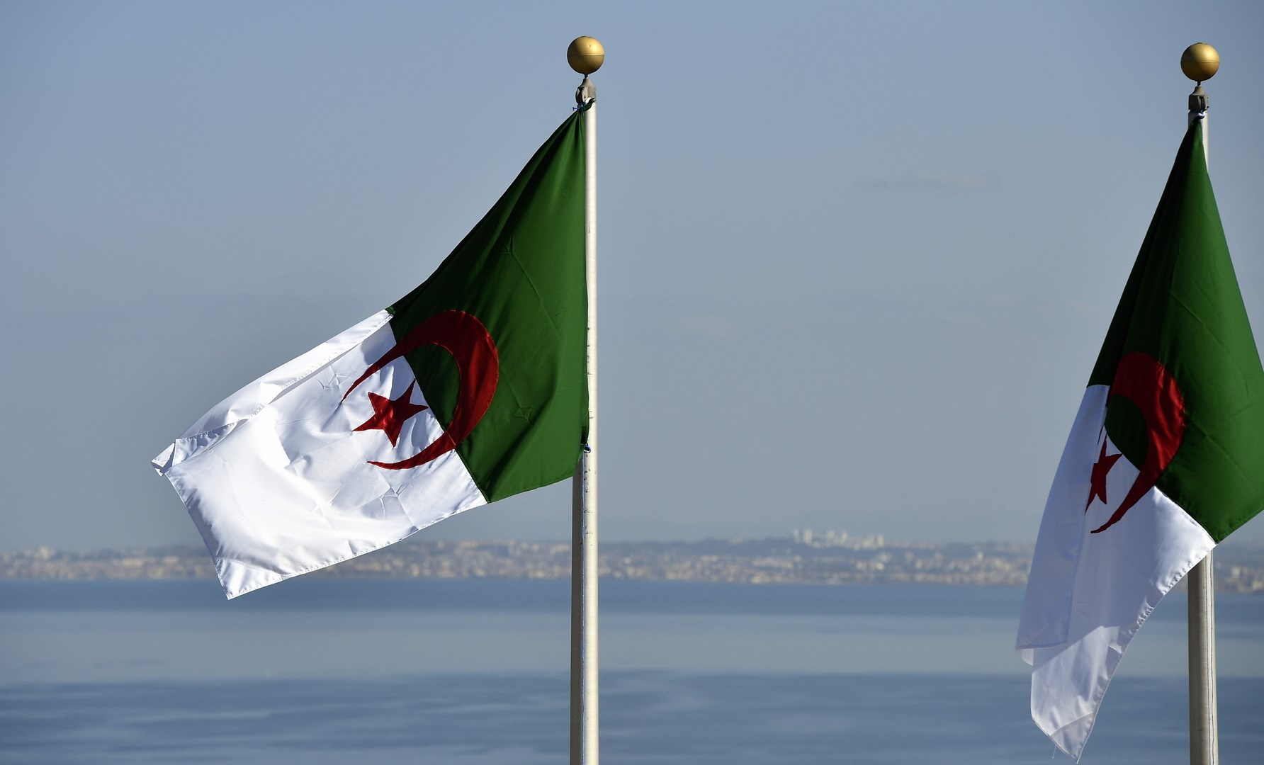 الجزائر تدين العدوان الإسرائيلي