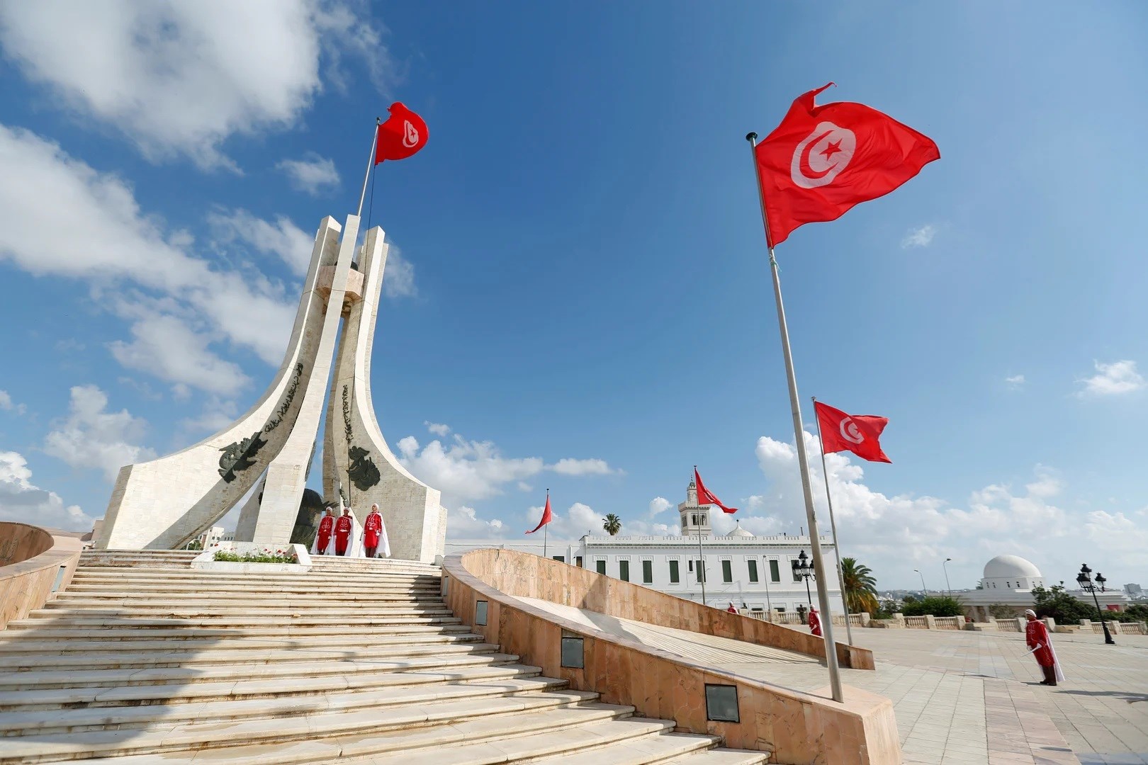 المشروع مجلس العمال التونسي الأفريقي سيكون قائماً على إعداد نحو 10 آلاف طالب أفريقي وتدريبهم وربطهم بالمؤسسات التونسية
