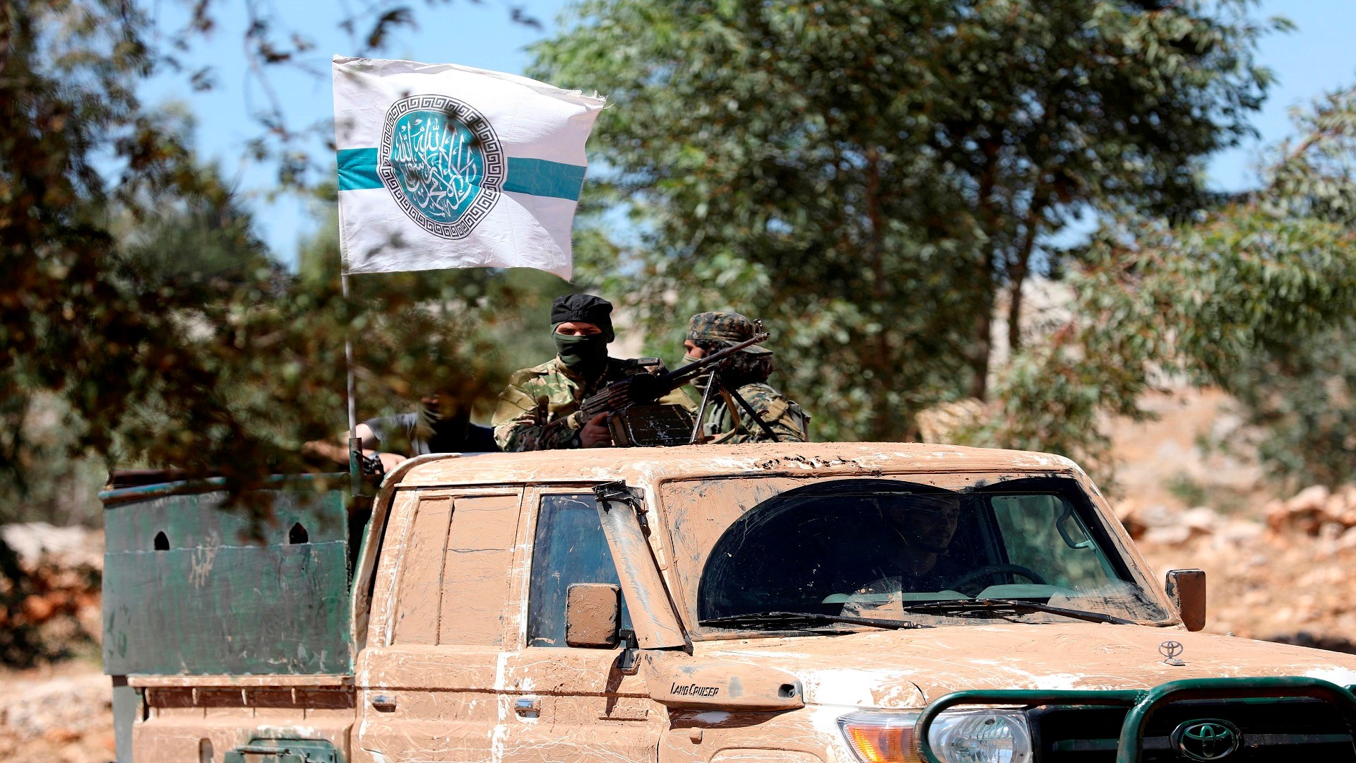 عناصر من هيئة تحرير الشام (أرشيف).