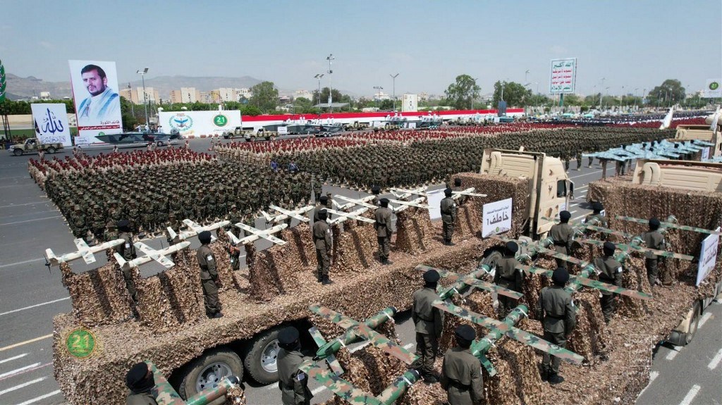 مصادر الميادين تكشف خصائص الأسلحة الجديدة التي استعرضها الجيش اليمني
