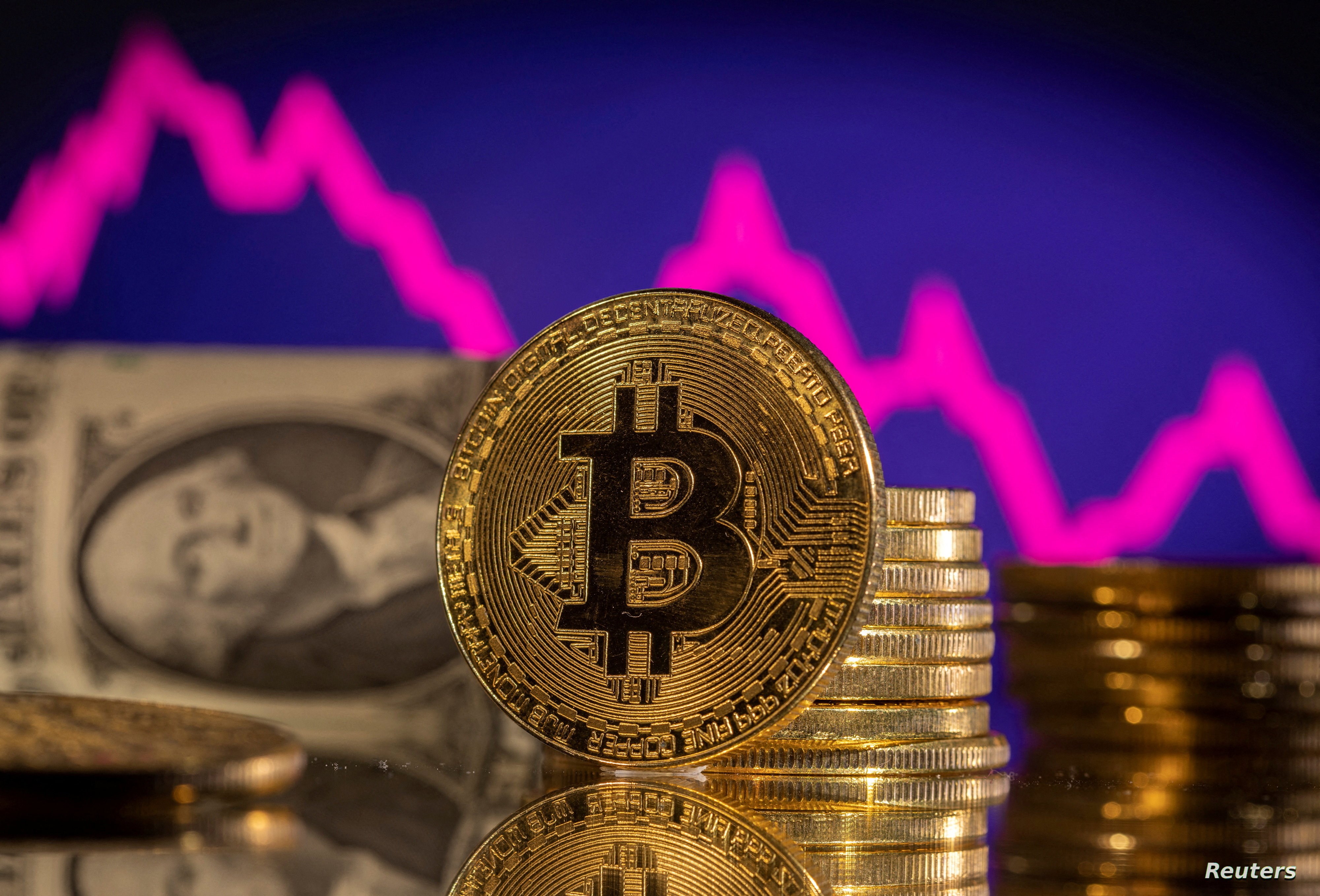 العملات الرقمية تحلّق والبيتكوين ترتفع بنسبة 25%
