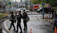 القوات الخاصة للشرطة التركية تأمّن المنطقة القريبة من وزارة الداخلية بعد الهجوم الانتحاري (أ ف ب)
