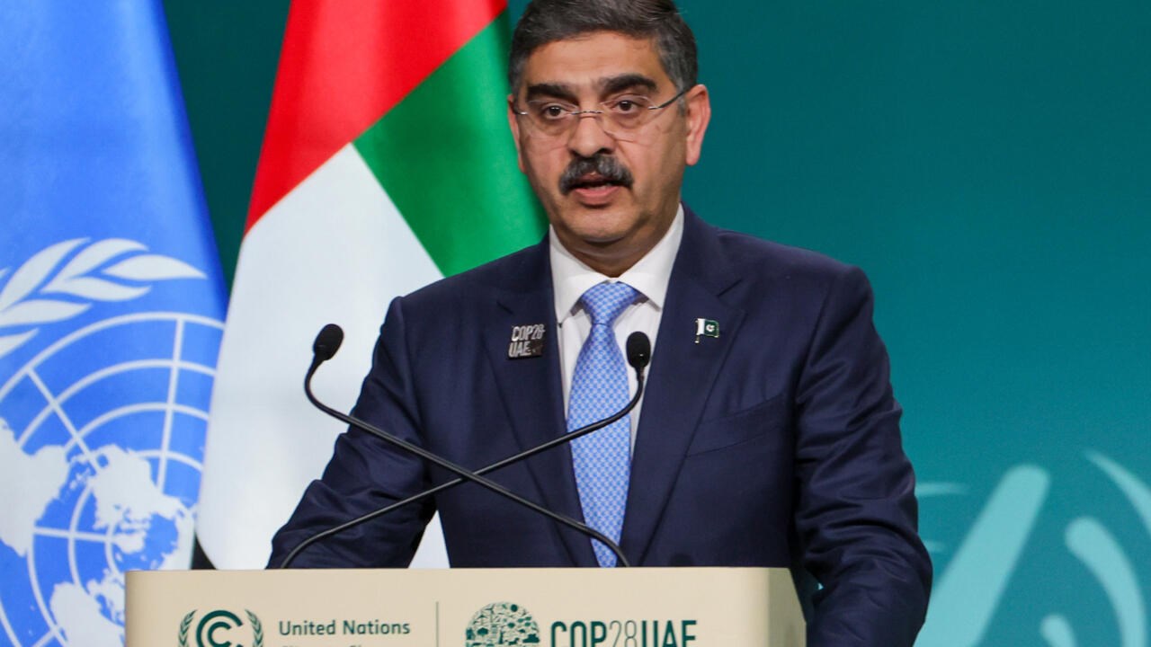 باكستان تحظر احتفالات رأس السنة تضامنا مع غزة