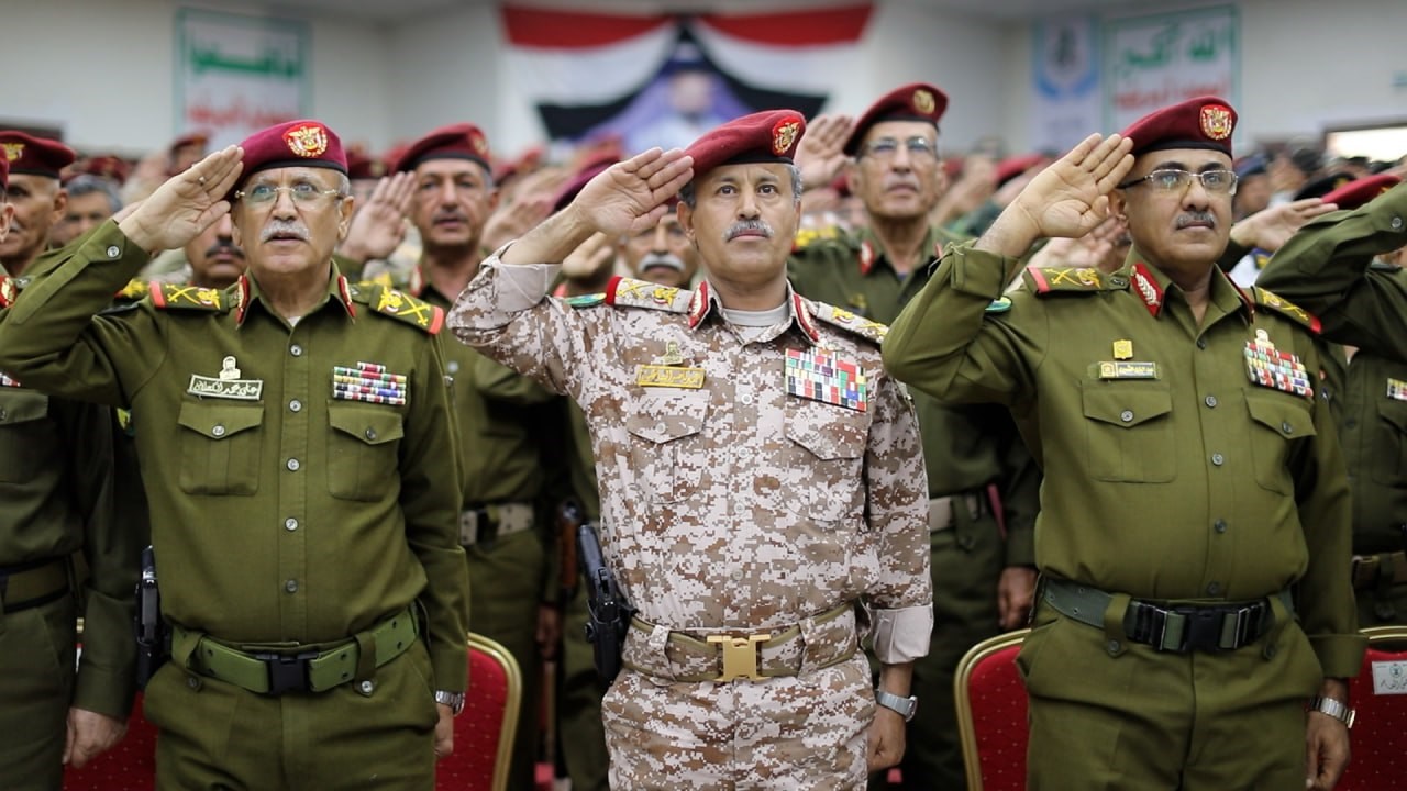  وزير الدفاع في حكومة صنعاء محمد ناصر العاطفي 