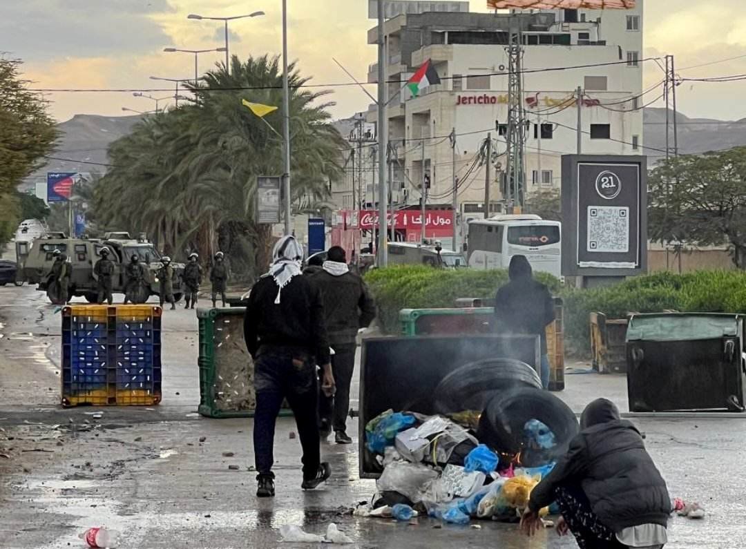 جانب من المواجهات مع قوات الاحتلال في مخيم عقبة جبر بأريحا