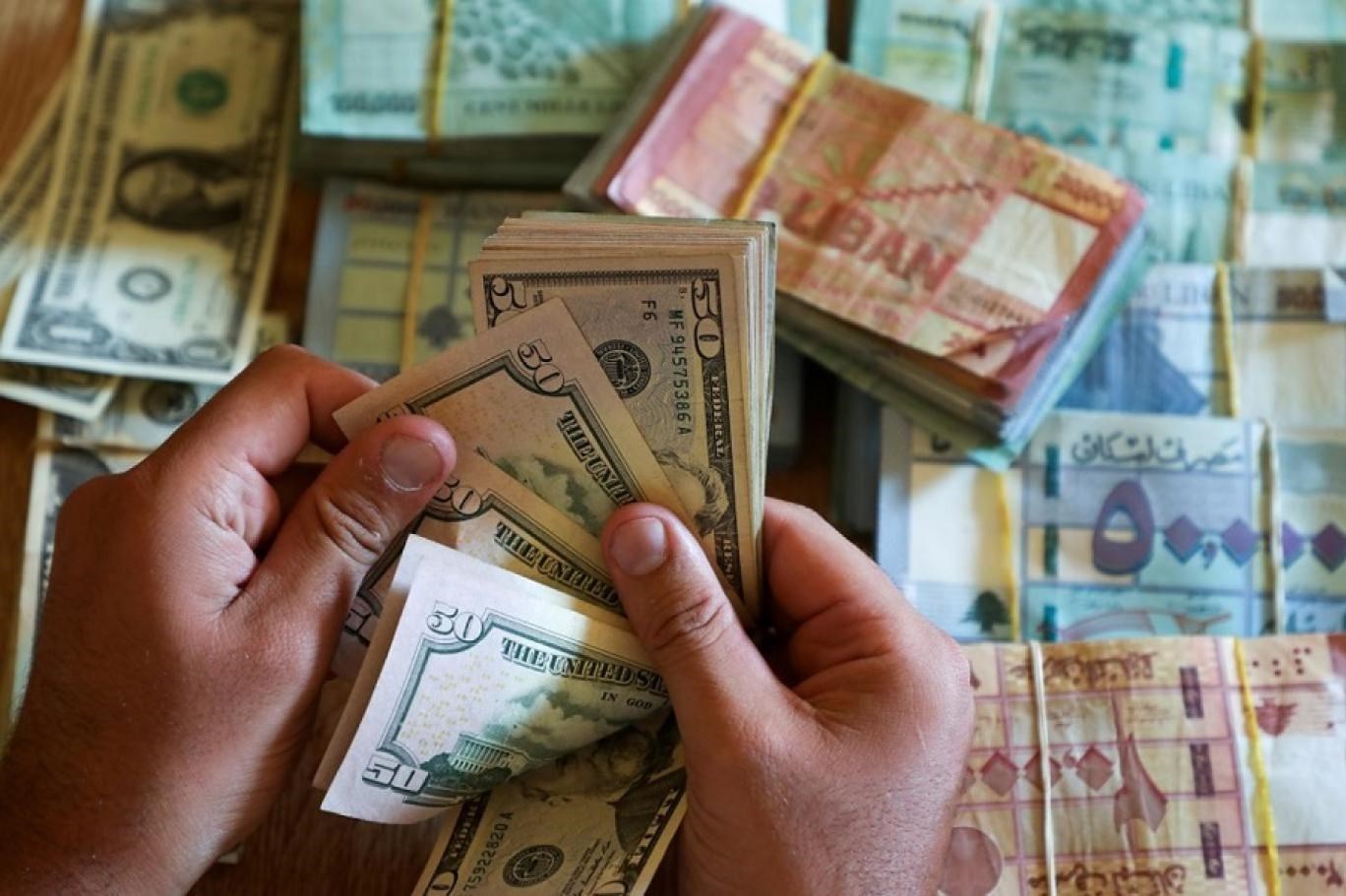 مصرف لبنان يبيع الدولار الواحد بـ 70 ألفاً على منصة صيرفة بدءاً من 2 آذار/مارس