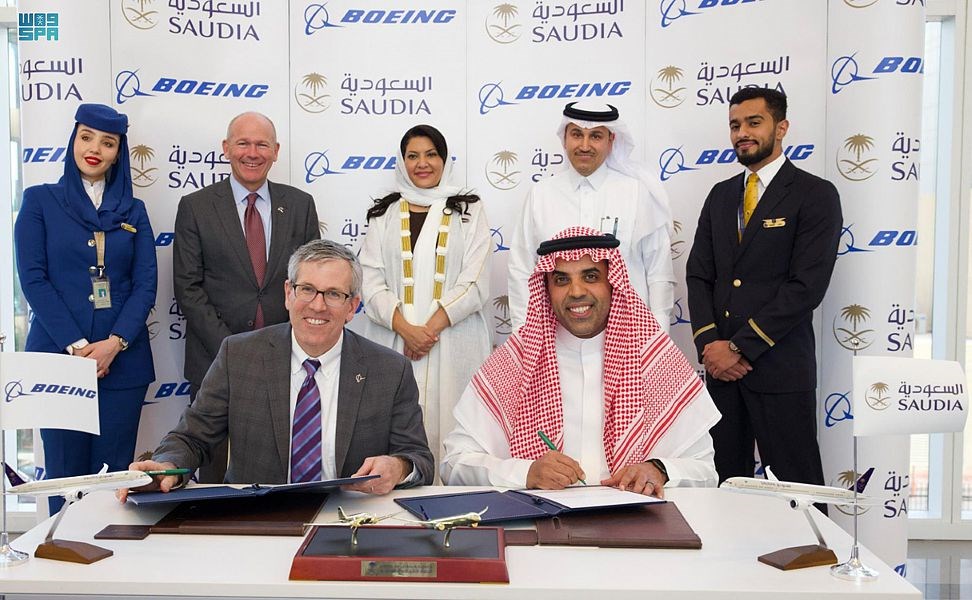 السعودية والولايات المتحدة توقعان صفقتين لشراء طائرات 
